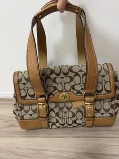 廃盤品　COACH ハンドバッグ　ターンロック　シグネチャー　11620 廃盤品 COACH ハンドバッグ ターンロック シグネチャー 11620 - メルカリ