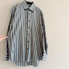 ストライプデザイン長袖シャツ