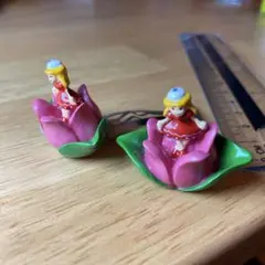 おやゆびひめ　花と人形のヘアピン 2個セット　レトロ