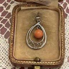 ヴィンテージ　本珊瑚　ピンク　ペンダント　トップ　ネックレス　ヘッド　銀色