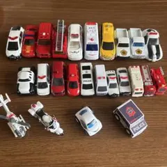 n*a様 緊急車両ミニカーセット トミカほか25台