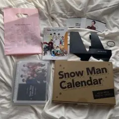 Snow Man 公式カレンダー 2022-2023