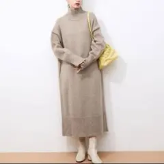 セール⭐️ADAM ET ROPÉ タートルバックスリットニットワンピース