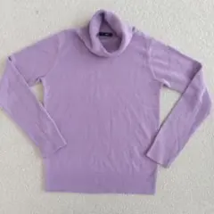 GU タートルネックセーター 薄地 ラベンダーカラー