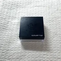 shu uemura フェイスパウダーのサムネイル