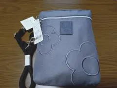 マリー・クワント☆ショルダーバッグ未使用品グレー色
