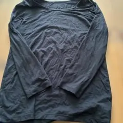 ユニクロ　HEATTECH ロングスリーブ アンダーシャツ 140 ブラック