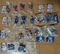 円谷キャラクターフィギュアキーホルダーウルトラマンセブンティガ