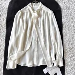 未使用タグ付　近年モデル　グレースクラス　ボウタイ　ブラウス　シルク100％