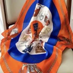 Sー8❤️スカーフ❤️正方形❤️首元華やか❤️大人カラー