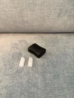 HDMI メス×メス（4K 60Hz対応）プラスチックキャップ2個付