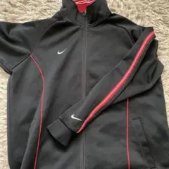 NIKE トラックジャケット ブラック レッド