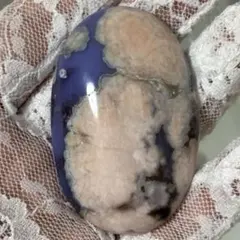 ラスト　高品質　ブルー桜瑪瑙　ブルーアゲート　スフィア　柄　花　5.7センチ ラーちゃん 高品質 ブルー桜瑪瑙 ブルーアゲート スフィア 花