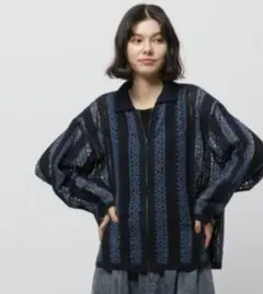 完売　niko and…　ストライプクロシェ編ジップカーディガン ネイビー系