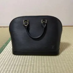 Item thumbnail for item bb778eed-e0a4-4c3a-be07-eceb30c68512