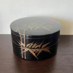 木製 丸型二段重箱 黒漆塗 金竹蒔絵 7寸 - メルカリ