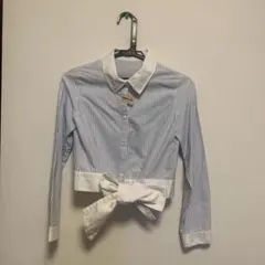 青と白のストライプ クロップドシャツ