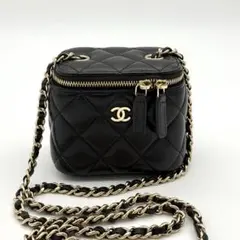 美品 CHANEL マトラッセ ラムスキン バニティ ショルダーバッグ ブラック