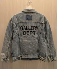 Item thumbnail for item 59129429-7181-4125-969a-91de02c38a38