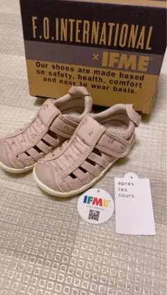 Item thumbnail for item 0ade654f-ad5d-4e25-970b-679bb8f4218b