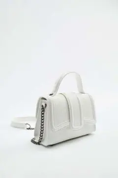 タグ付き新品未使用♡ZARA クロコ型押し ショルダーバッグ ホワイトのサムネイル