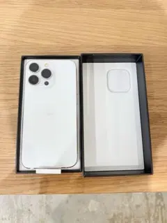 Apple iPhone 13 Pro 512GB ホワイト 本体