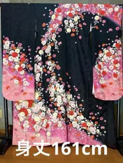 228000円新品仕立て品☆身丈161cm振袖 黒とピンクの花柄