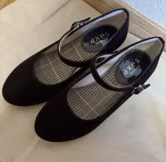 axes femme ストラップ ベロアパンプス ブラウンのサムネイル
