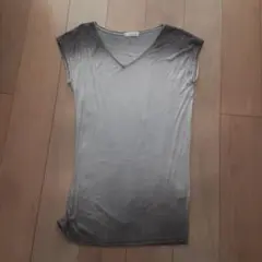 ビジュー付きグラデーショングレー ノースリーブチュニック