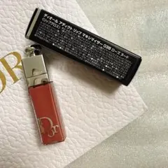新品ディオール　アディクト　リップ　マキシマイザー　ローズヌードミニサイズ