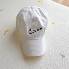 Nike ホワイト キャップ