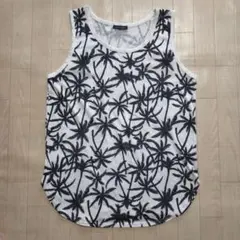 VANDASH　タンクトップ　ノースリーブ　ランニングシャツ　総柄のサムネイル