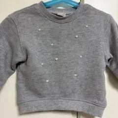 petit main グレー パール装飾 トレーナー 90