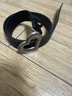 ベルト　ハートバックル
