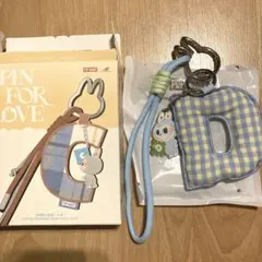 PIN FOR LOVE イニシャル アルファベット ペンダント ラブブ　D