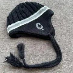 COMME CA ISM 黒　耳あて付きニット帽 50-53cm