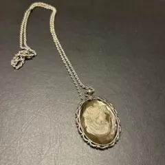 ヴィンテージ風 ネックレス オーバル型