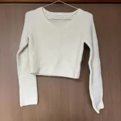 GU ホワイト Vネック クロップドセーター Sサイズ