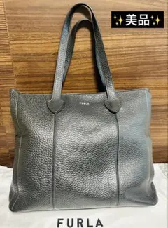 FURLA トートバッグ 黒 レザーのサムネイル