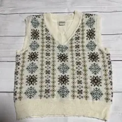 ベスト　90cm tete a tete アイボリー Vネック バースデイ