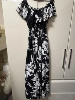 オフショルダー花柄ロングジャンプスーツ