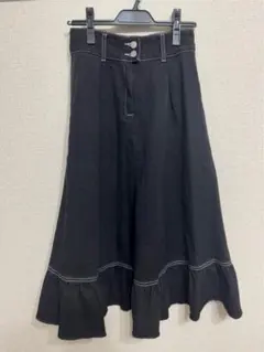 黒デニムスカート