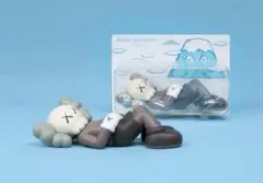 KAWS HOLIDAY JAPAN 新品 フィギュア 富士山ver 日本限定