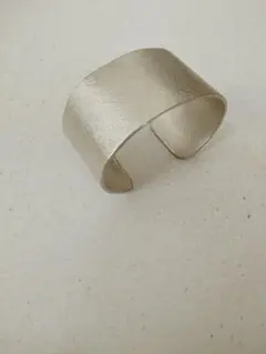 accessories mau アクセサリーマウ シルバー バングル - メルカリ