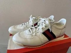 GUCCI メンズスニーカー 28㎝