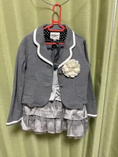 女の子　フォーマル　サイズ120 グレー フラワーアクセサリー付きジャケット