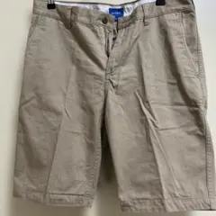 BEAMS ベージュ ショートパンツ Lサイズのサムネイル