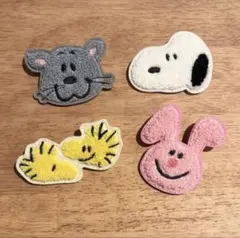 【美品】SNOOPY MUSEUMグッズ　バッジ 4個セット