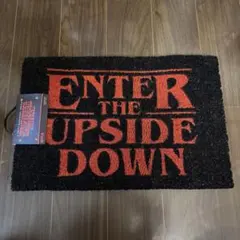 ストレンジャーシングス ドアマット