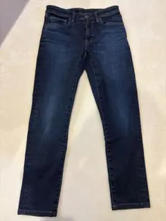 UNIQLO ダークブルー ストレートデニム 30 76㎝